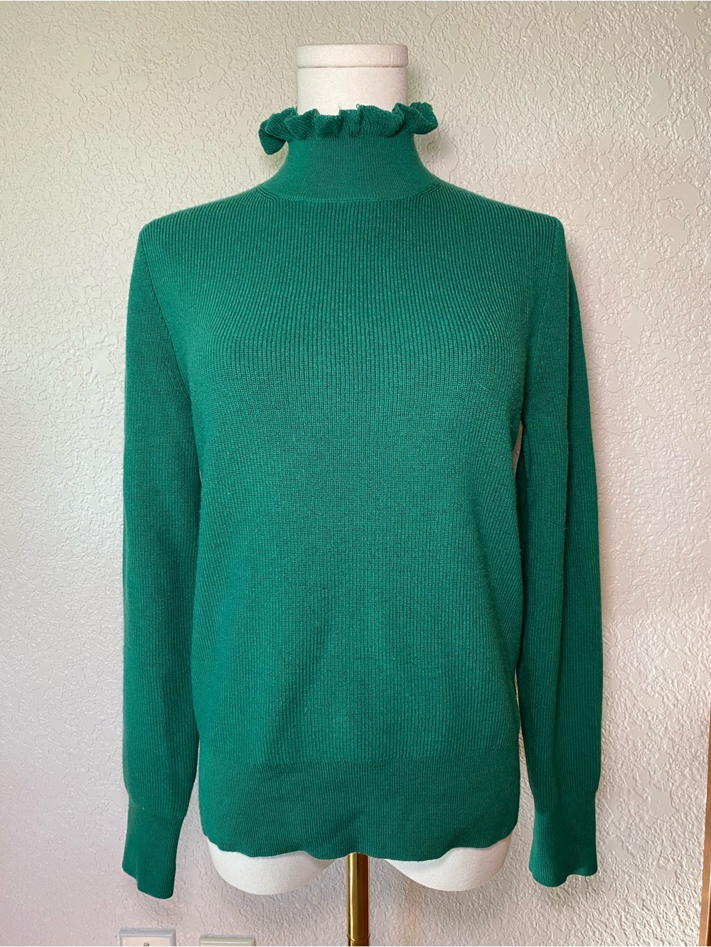 J.Crew Women’s Small Emerald Green Ruffle Mock Neck Ribbed Sweater